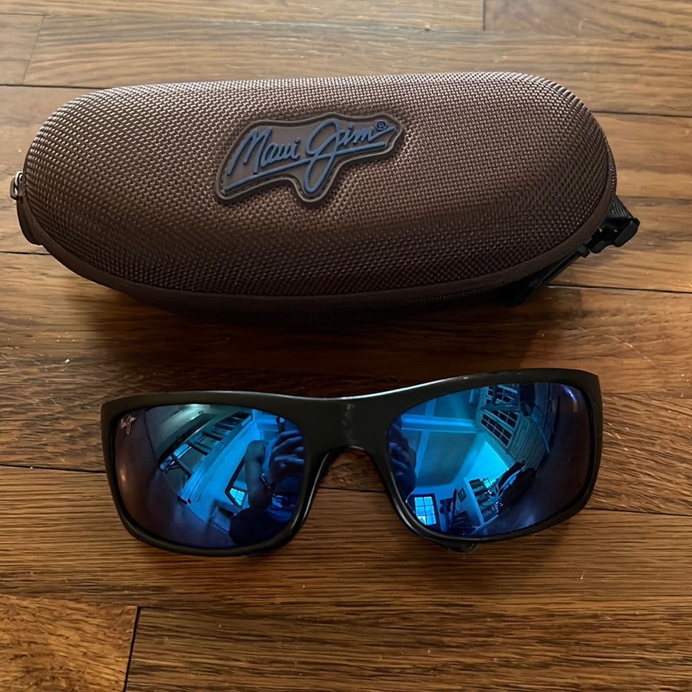 Maui Jim sunglasses 🕶